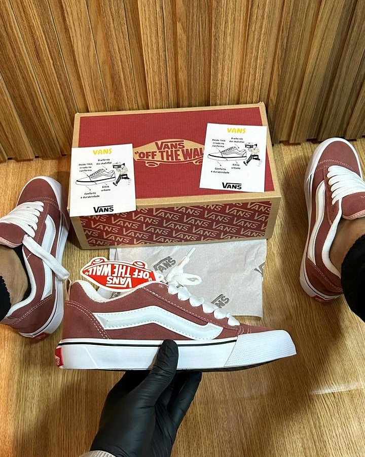 Vans KNU