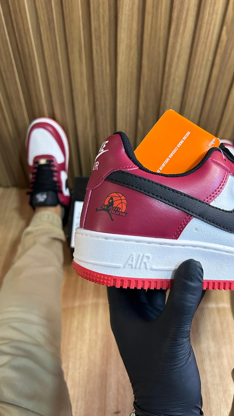 Nike Air Force Low 👇