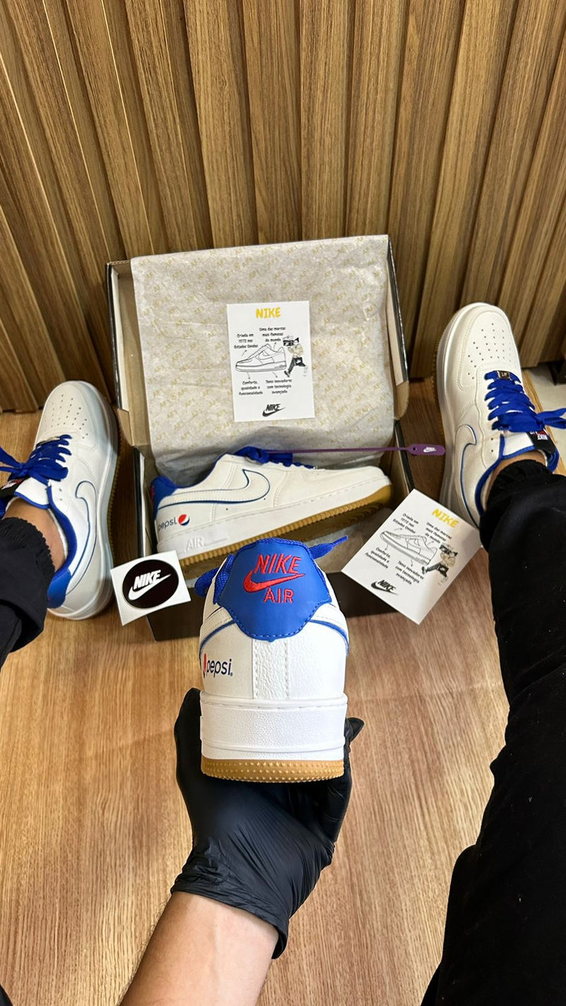 Nike Air Force AF1 Pepsi Lançamento