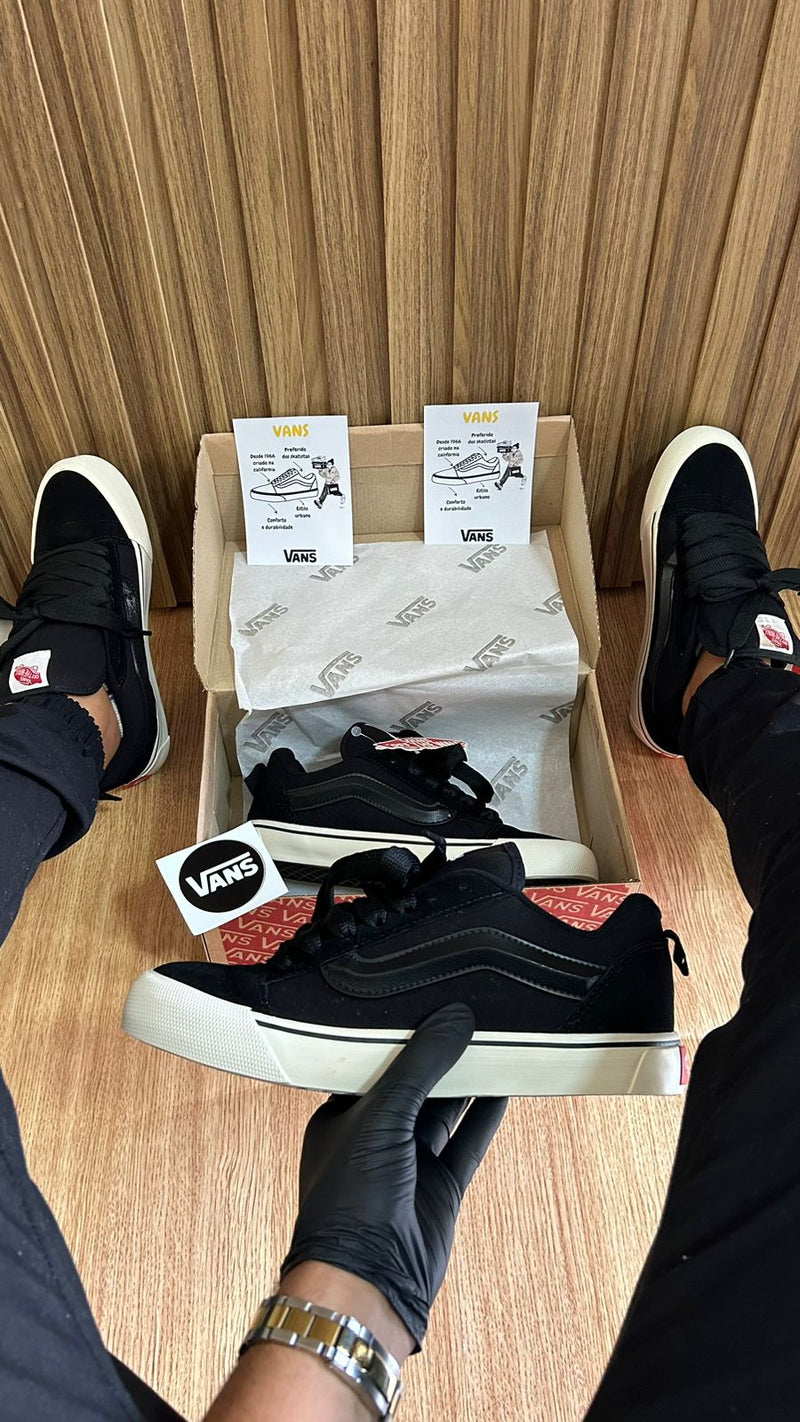 Vans KNU