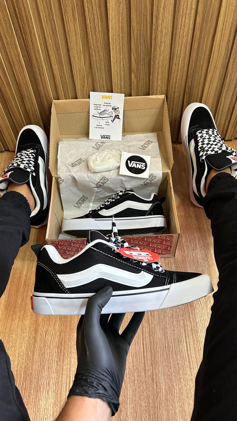 Vans KNU