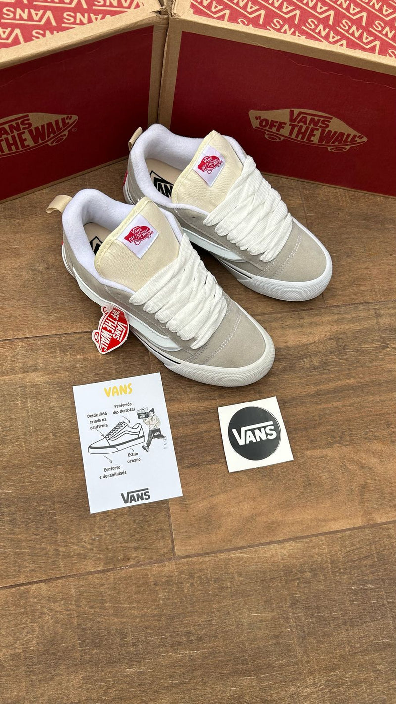 Vans KNU