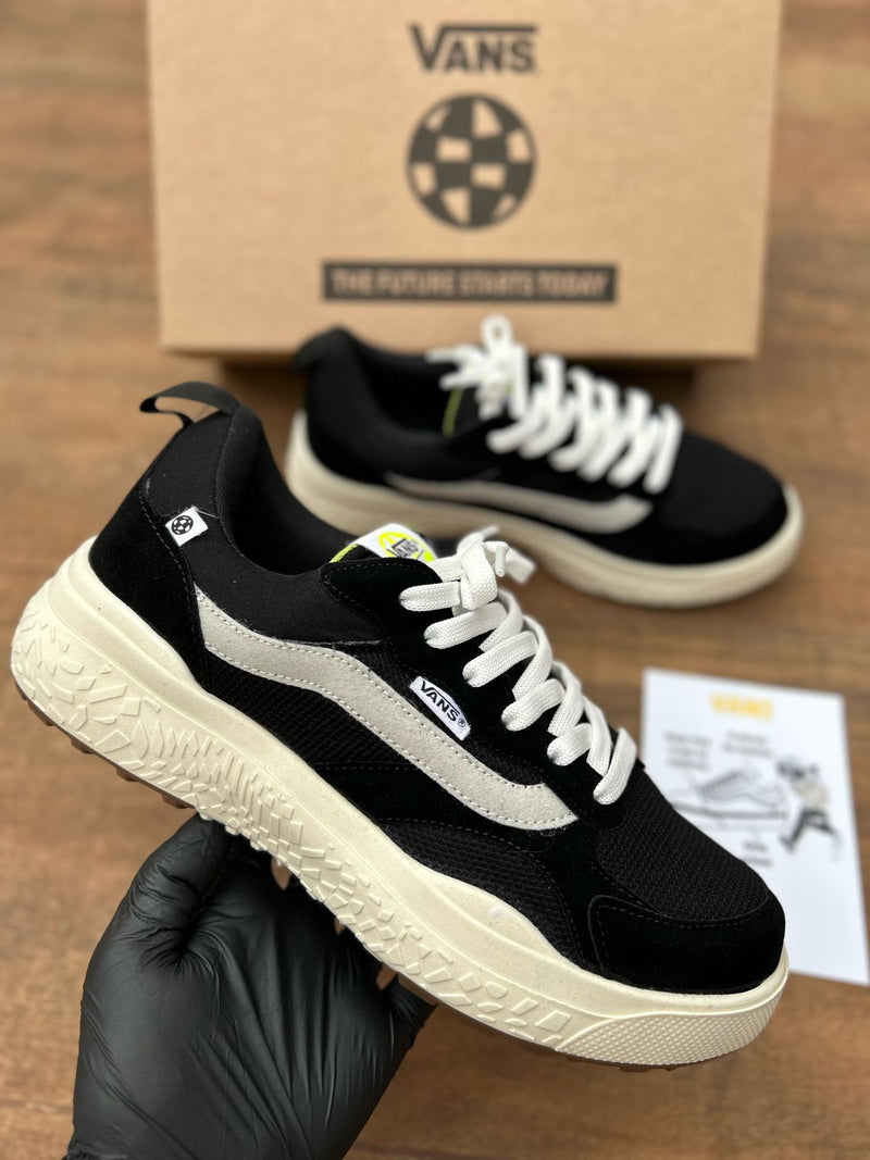 Tênis Vans Ultrarange VR3