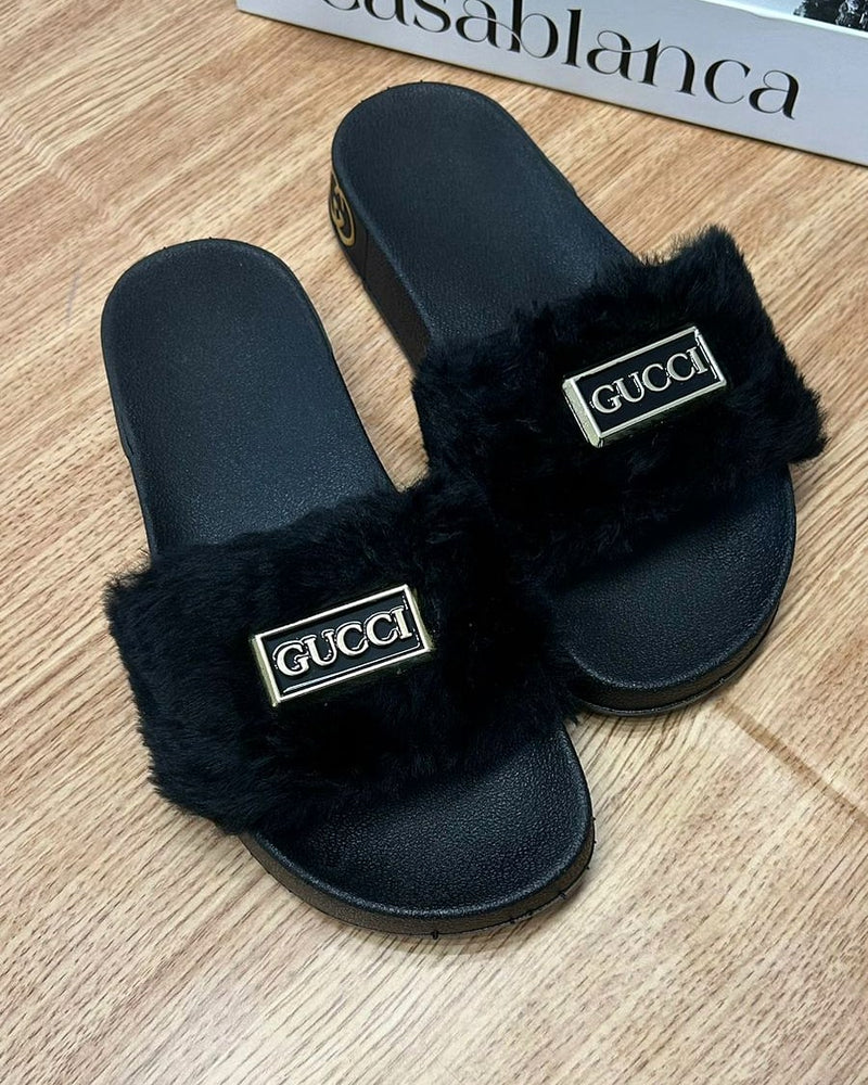 Chinelo Gucci